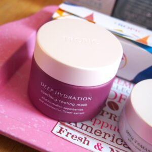 Jak funguje hydratační maska, ft. Tropic Skincare